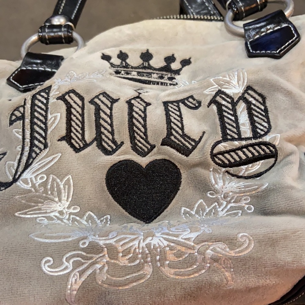 Purse - Picture 10 of 10